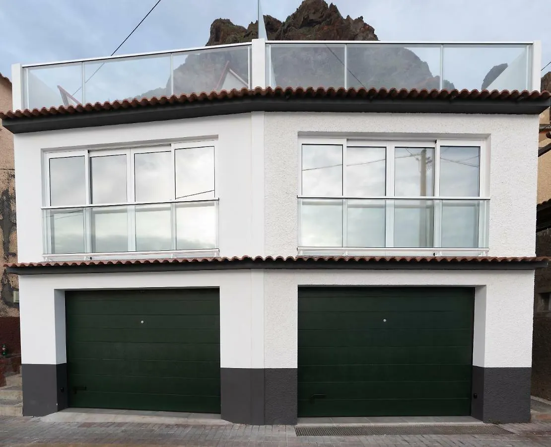 Casa Das Bonecas 2 # Private Garage Included # Paul do Mar  Holiday home